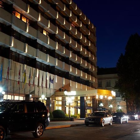 Codru Hotel Chisinau Luaran gambar