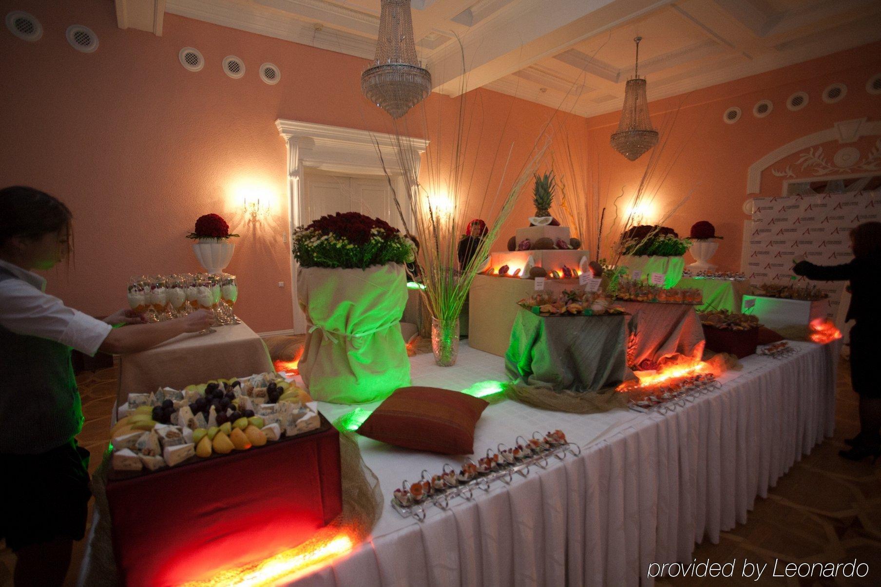 Codru Hotel Chisinau Luaran gambar