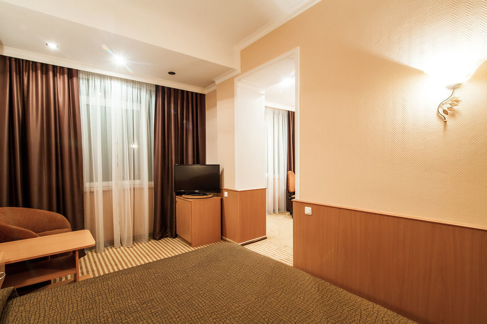 Codru Hotel Chisinau Luaran gambar